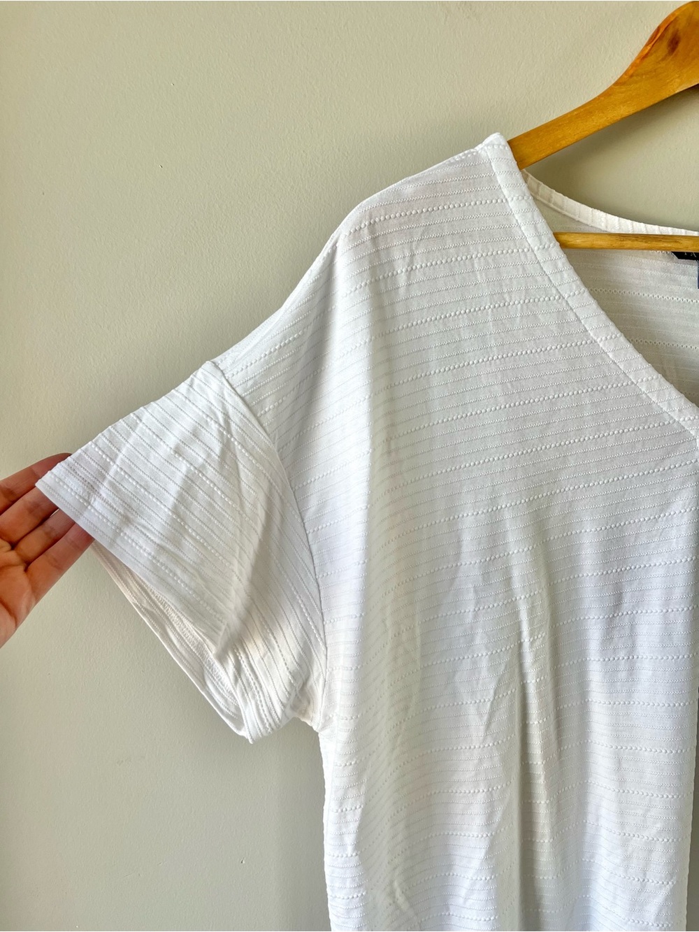 Talbots V-Neck White Short Sleeve Textured Striped Top Size XXL -Coastal Summer - Picture 4 of 7